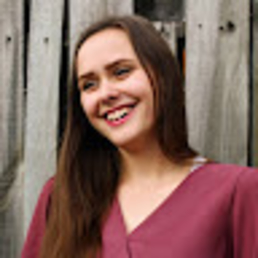 Meet your Posher, Emilie